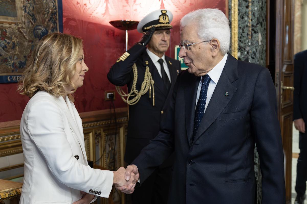 Giorgia Meloni e l’incontro segreto con Mattarella prima del video sul caso Almasri