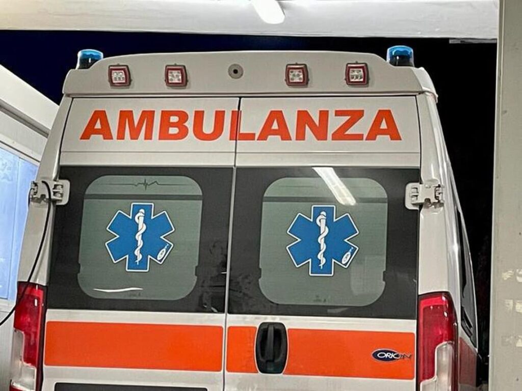 Incidente sul lavoro a Giulianova, un uomo ricoverato in ospedale