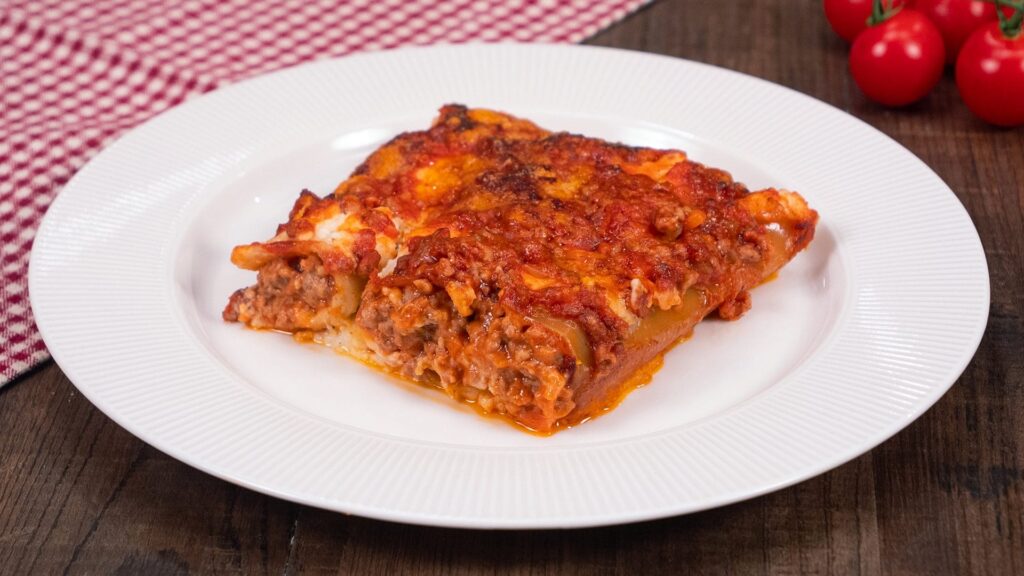 Cannelloni di carne: la ricetta del primo piatto della tradizione