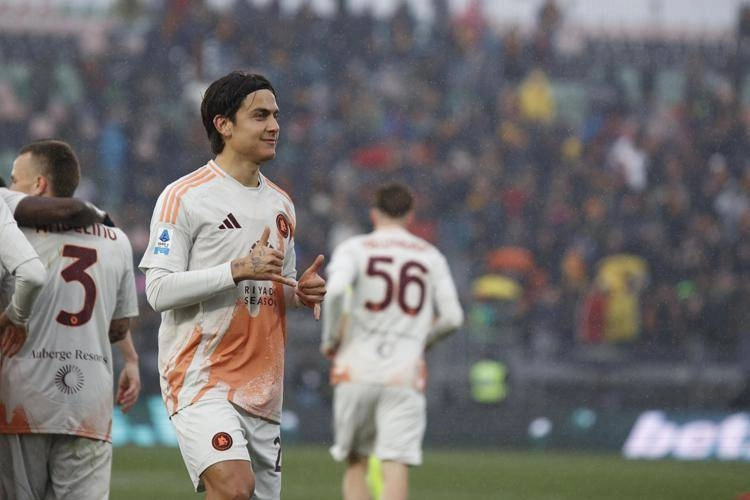 Venezia-Roma 0-1: ai giallorossi basta un rigore di Dybala