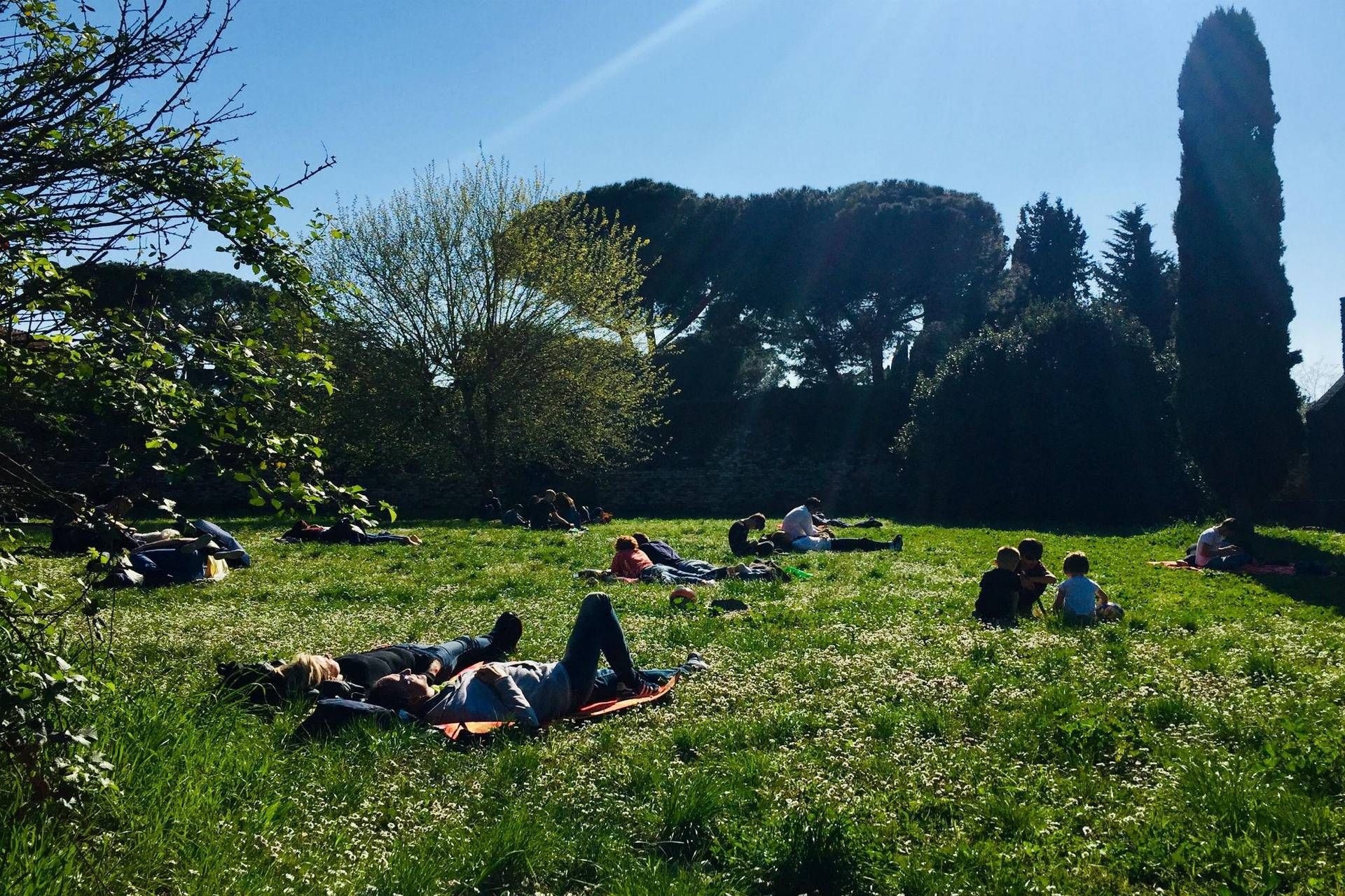 Oggi ancora qualche pioggia al centro-sud ma dal fine settimana scoppia la primavera