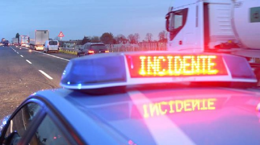 Una persona muore nello scontro tra un camion e un furgone, tra i caselli autostradali di Francavilla al Mare ed Ortona